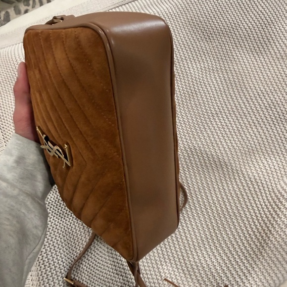 Saint Laurent Tan Suede Quilted Crossbody Bag - Picture 4 of 8